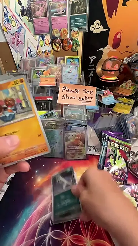 20/$8 commons, 11/$8 holos with Lily !